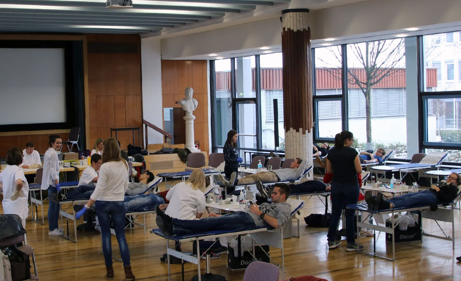Blutspendenaktion der SMV der Carl-Schaefer-Schule