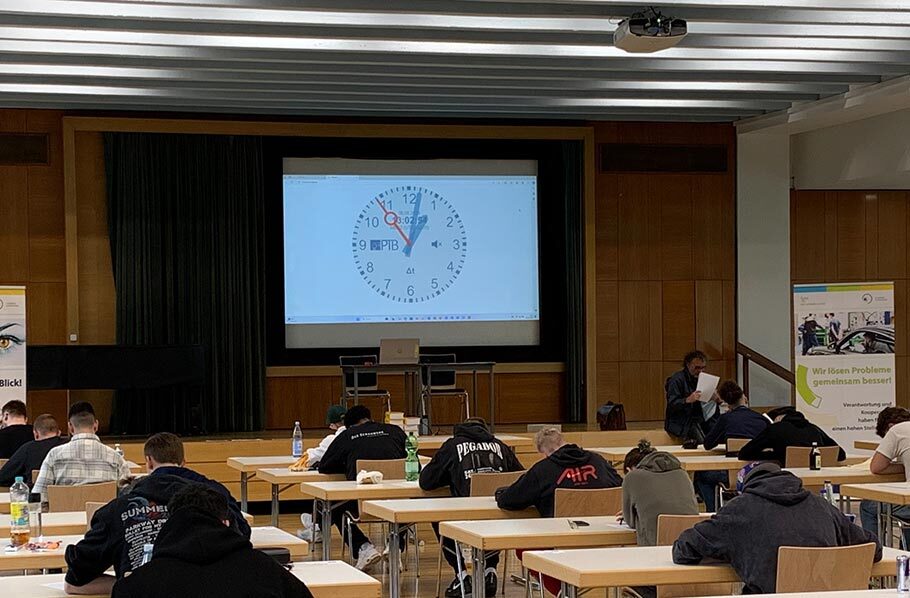 Abschlussprüfungen der Berufsschule in der Aula der CSS